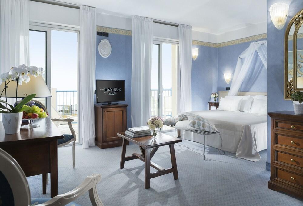 Hotel Apollo Ричоне Екстериор снимка