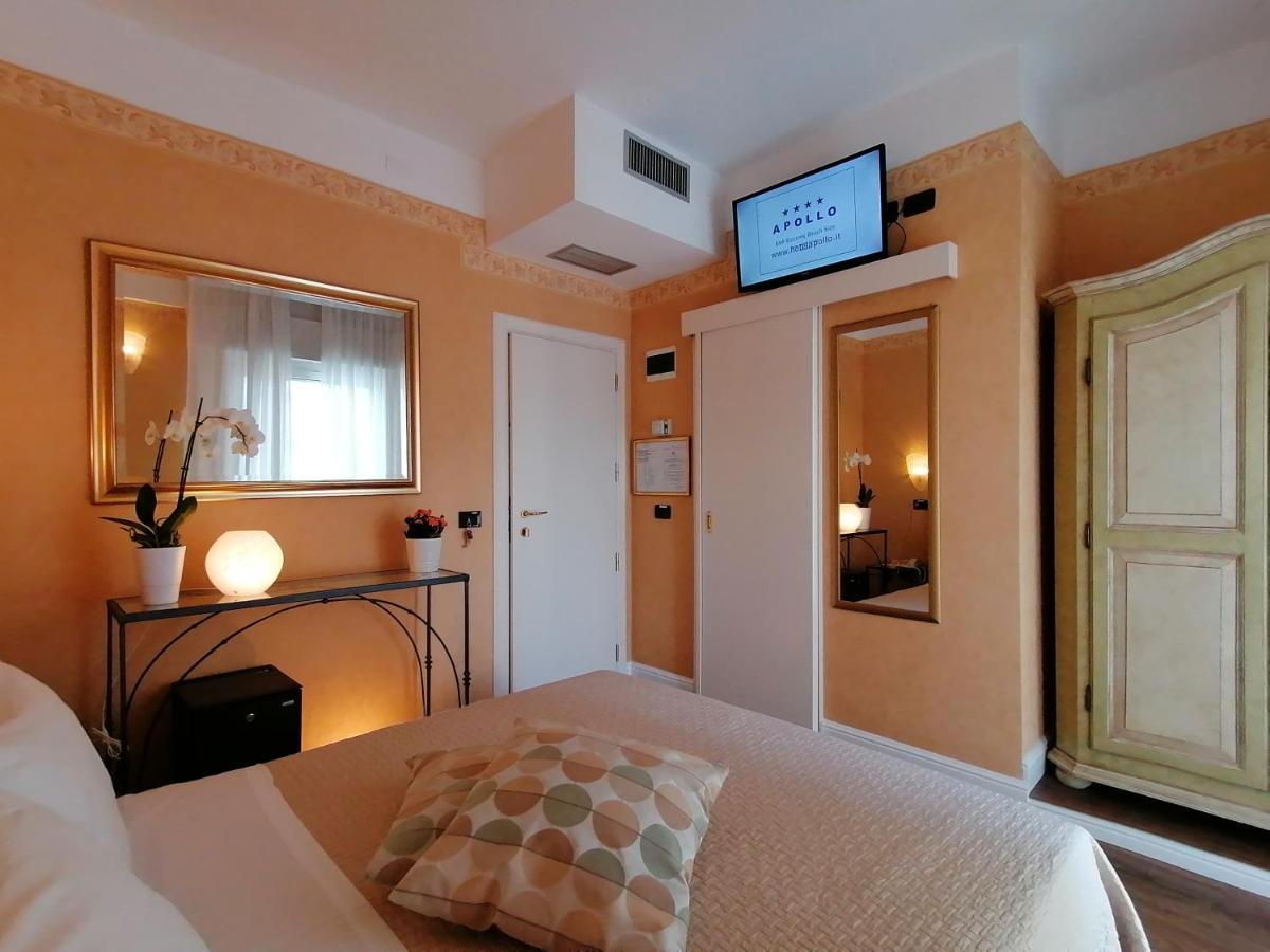 Hotel Apollo Ричоне Екстериор снимка